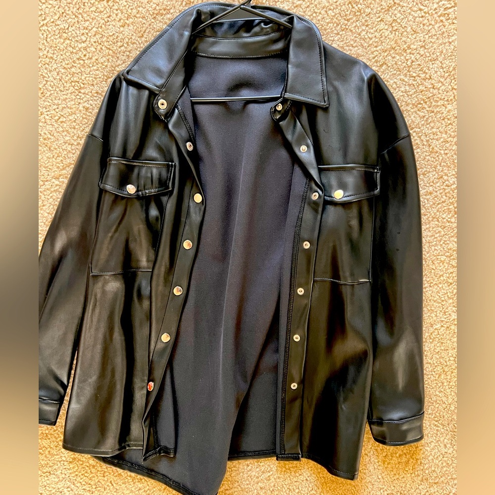 Medium faux leather (oversized) leather jacket